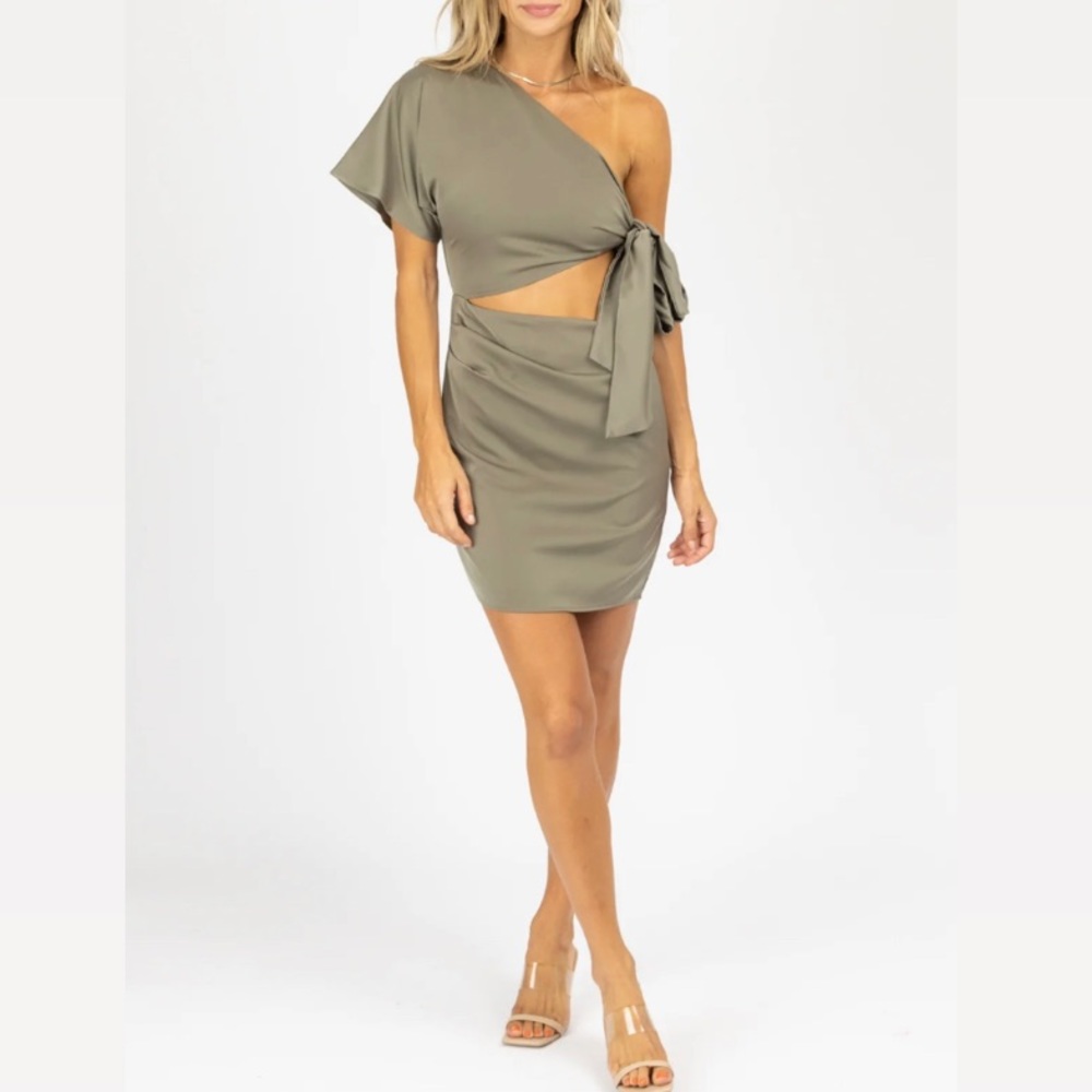 MOSS SATIN OPEN SIDE MINI DRESS